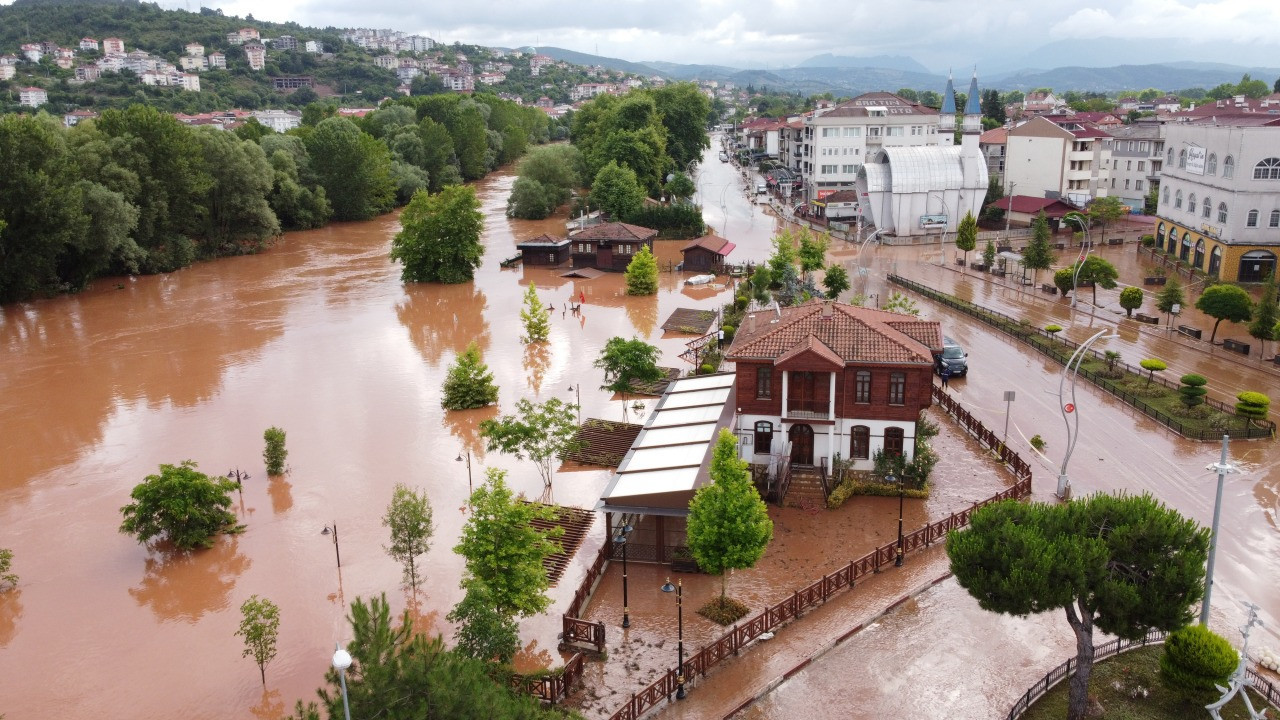 AFAD'dan Karadeniz'deki sel felaketiyle ilgili açıklama - Ekonomim