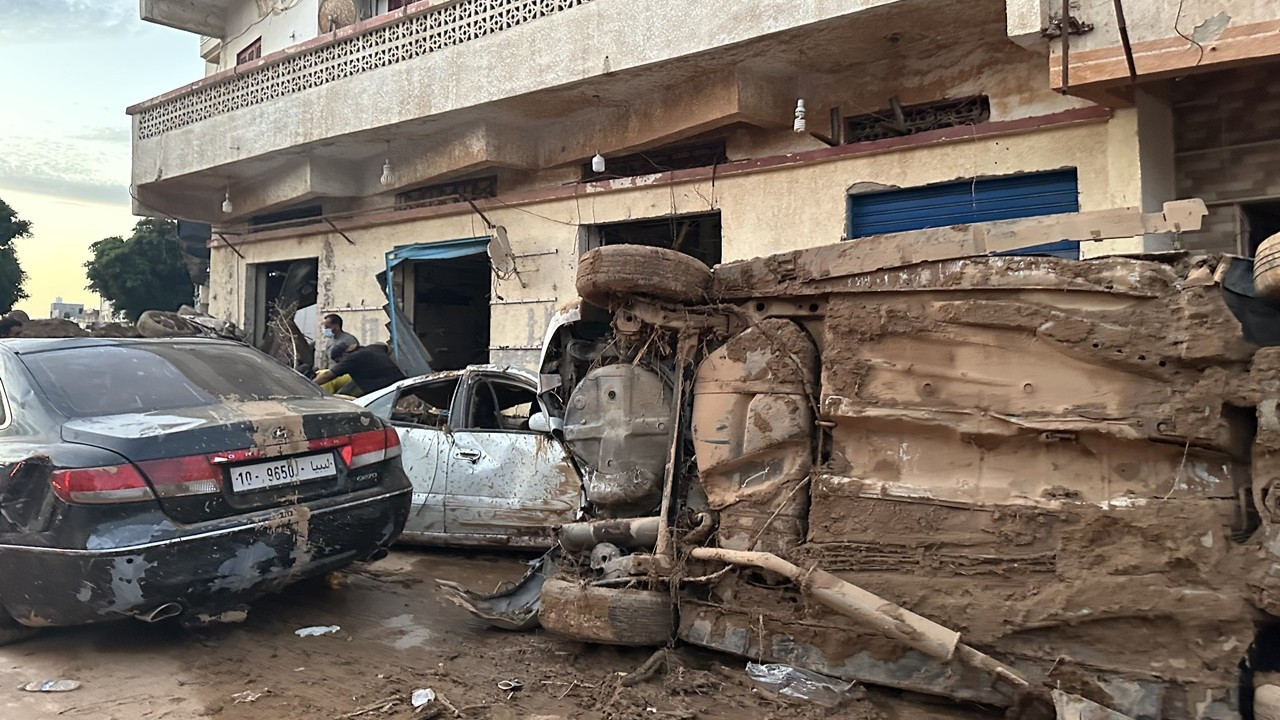 DSÖ: Libya'da can kaybı 3 bin 998'e yükseldi