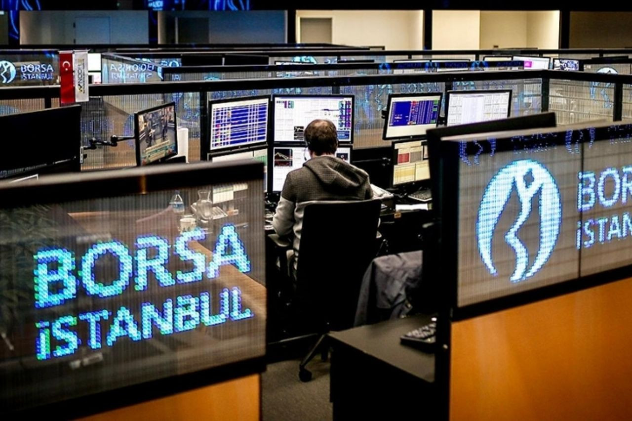Dr. Şeref Oğuz: Borsada küçük yatırımcı dikkatli olsun, silkelenme riski var