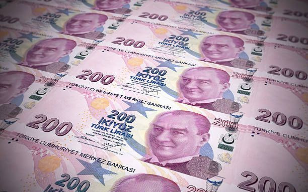 İşte memur ve emeklinin şimdiden garantilediği zam oranı