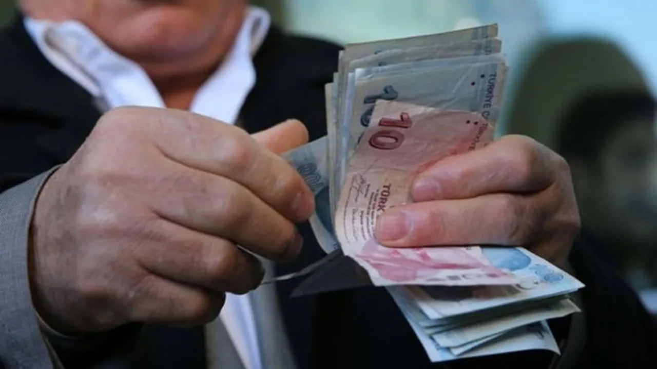 Memur ve memur emeklisi ne kadar zam alacak? Enflasyon verileri yarın açıklanıyor
