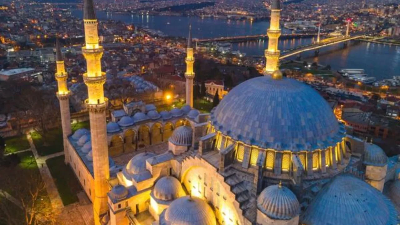 Zilhicce ayı orucu nedir? Zilhicce orucu fazileti ve sevabı nedir?