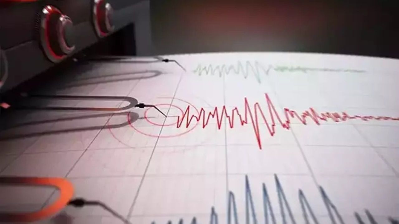 Prof. Dr. Şener Üşümezsoy'dan kritik 'aktif fay' uyarısı: Bayram tatiline gidecekler dikkat