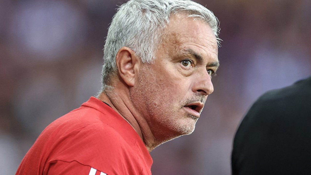 Fenerbahçe'de 8 oyuncu listede! Jose Mourinho karar verecek