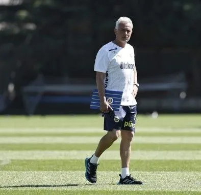 Mourinho onu yere göğe koyamadı...  Flaş açıklamalar: 'Umarım maaşları ödeyebilirler'