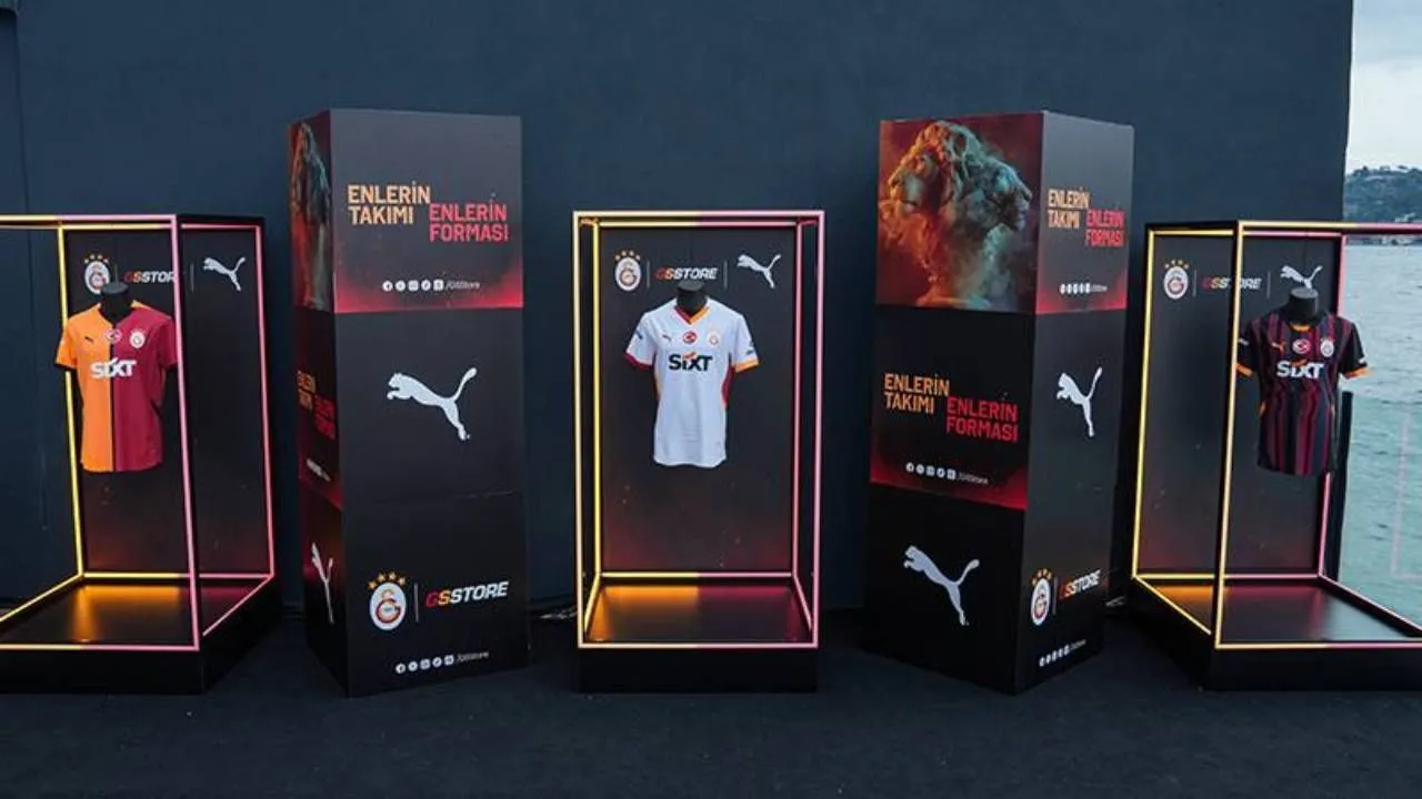 Galatasaray yeni sezon formalarını tanıttı: Fiyatı belli oldu