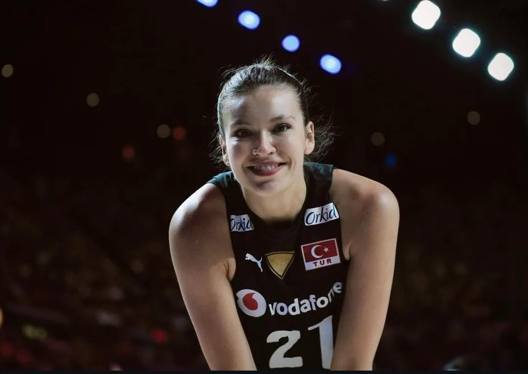 Beyza Arıcı kimdir? Beyza Arıcı kariyeri boyunca hangi takımlarda oynadı?