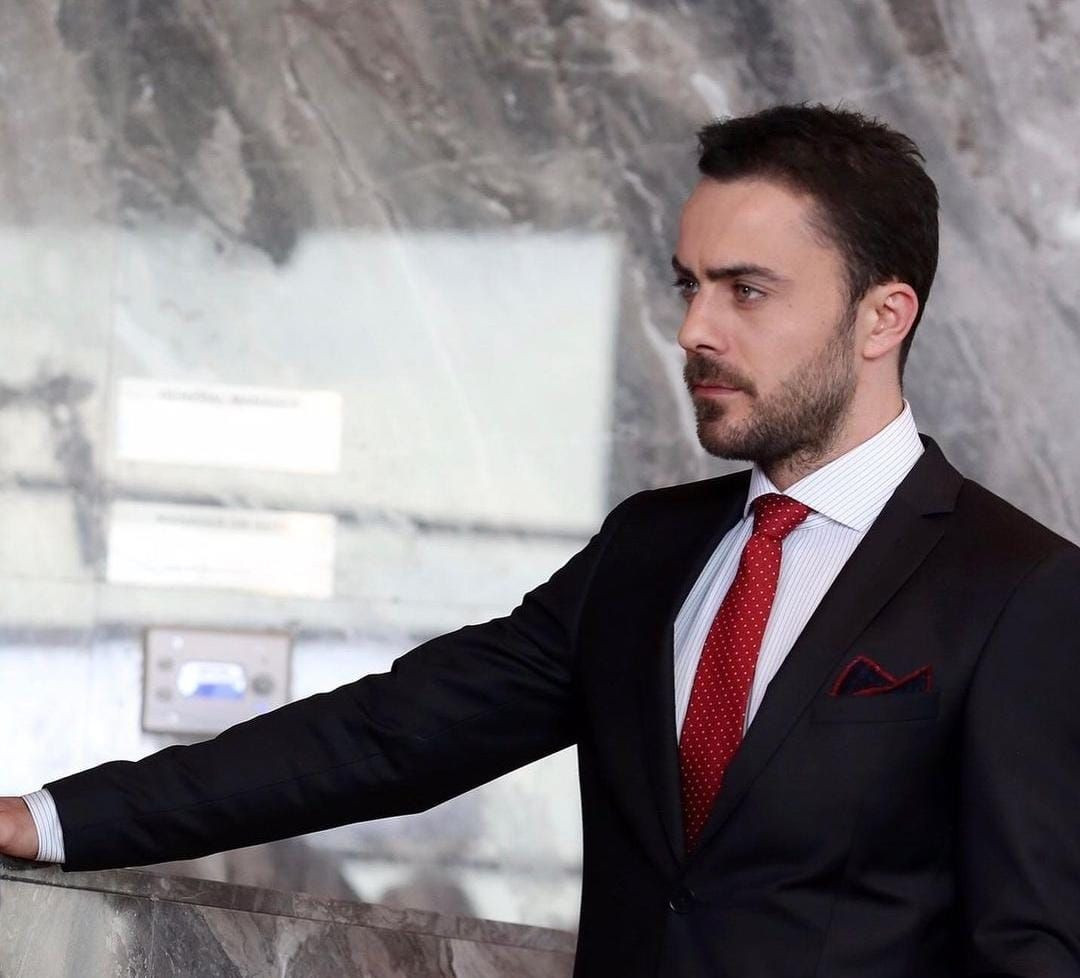 Teşkilat dizisine Eren Hacısalihoğlu dahil oldu! Eren Hacısalihoğlu kimdir?