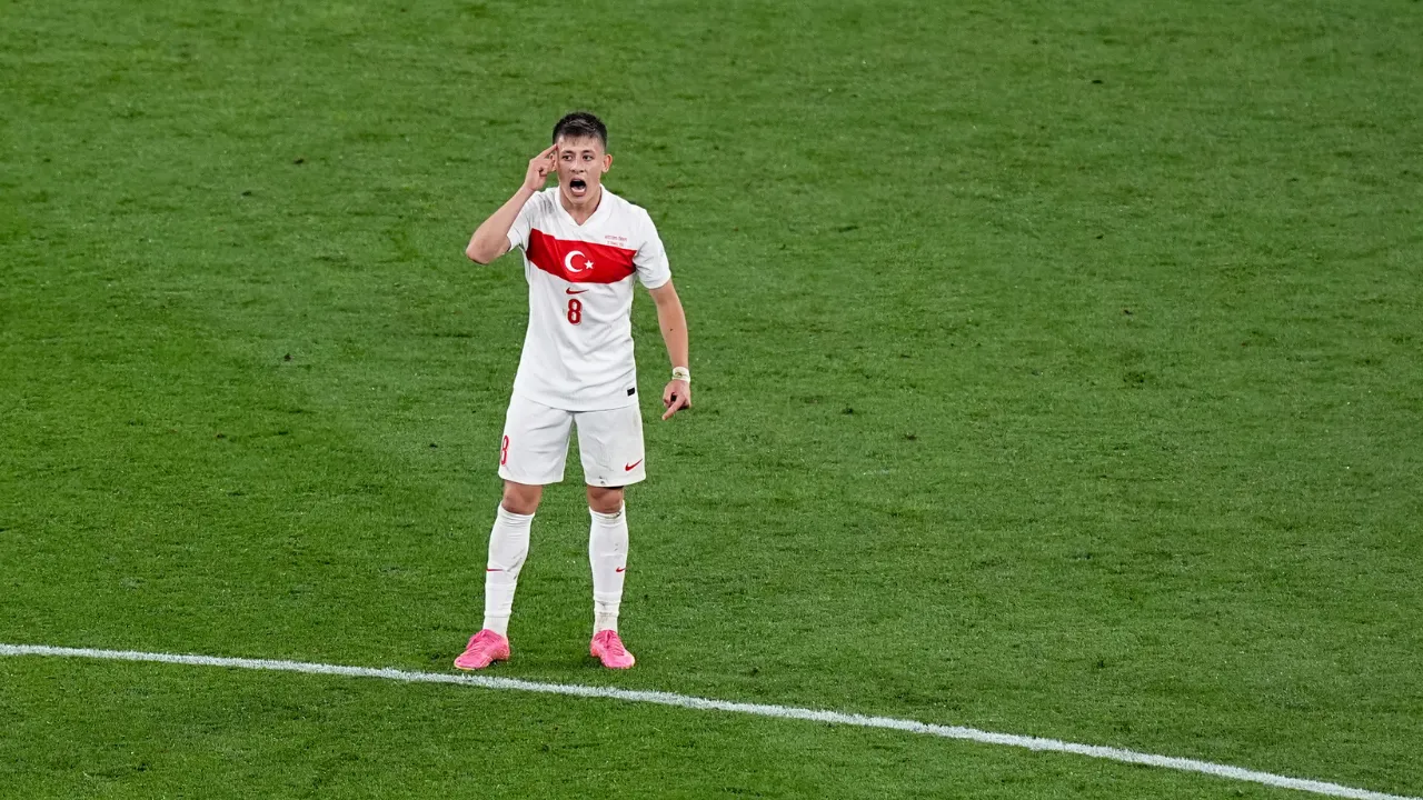 Arda Güler Türkiye'ye mi dönüyor? Dedesi iddialara cevap verdi