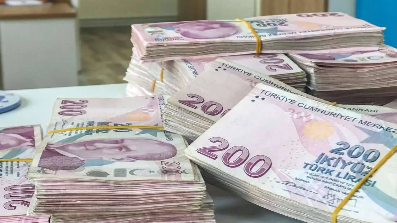 100 bin TL’lik ihtiyaç kredisinin faiz oranı ve aylık ödemesi ne kadar? İşte banka banka liste