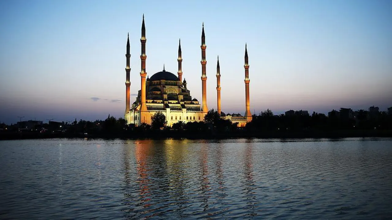 Mevlid Kandili nedir? Mevlid Kandili’nin dinimizdeki önemi nedir?