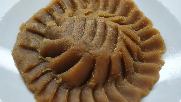 Aradığınız un helvası tarifi işte bu * Helva ipek gibi ve tam kıvamında olacak
