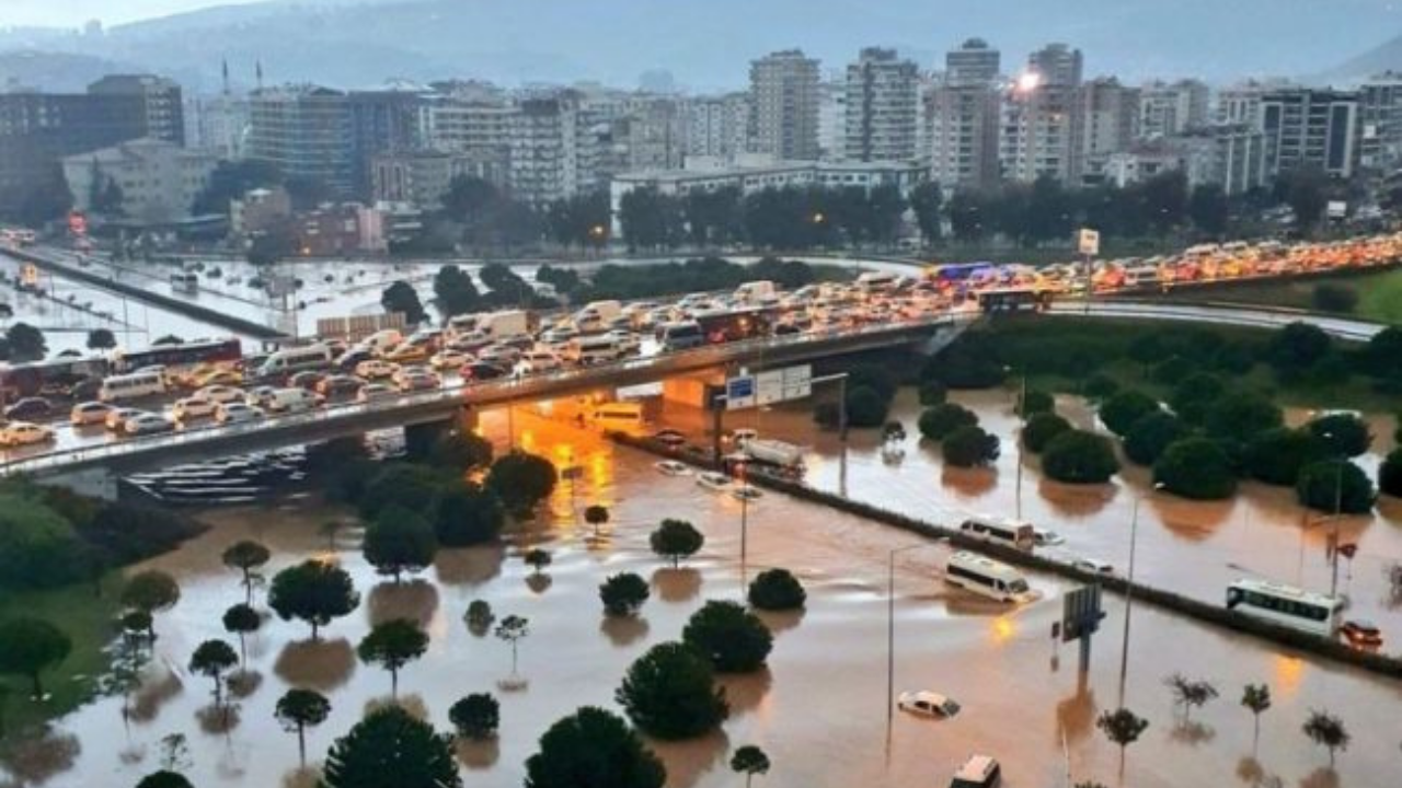 Prof. Dr. Mikdat Kadıoğlu'ndan İzmir uyarısı: "Sessiz afet geliyor, bu önlem alınmalı"