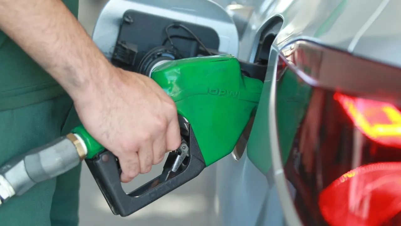 1 Ekim güncel benzin, motorin ve LPG fiyatları...