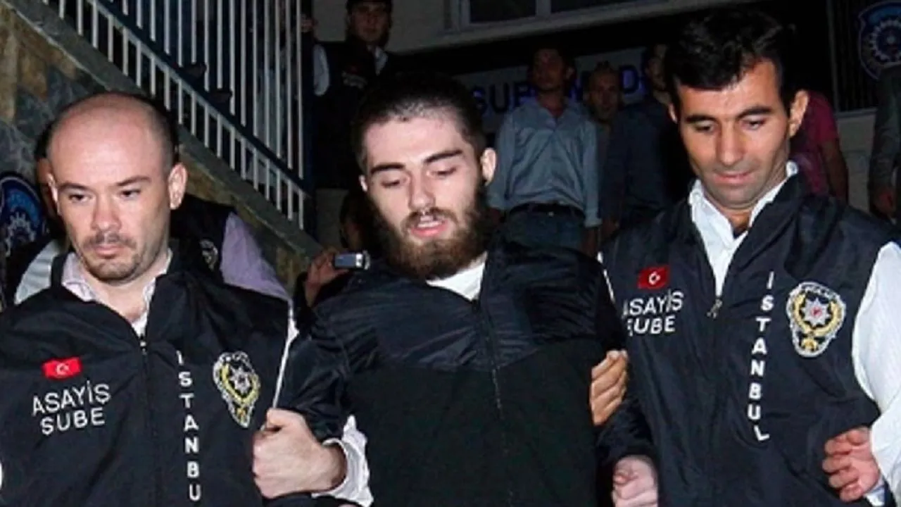 Garipoğlu ailesi kimdir? Cem Garipoğlu babası ve annesi hakkında bilgiler! Hangi şirketlere sahipler