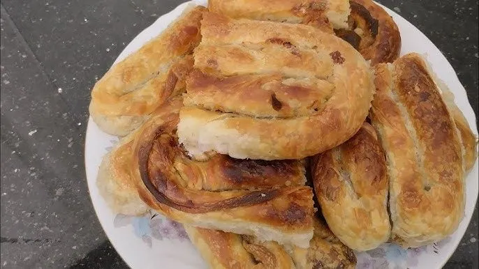 Ne sirke ne de maden suyu. Kıymalı böreğin çıtır çıtır olmasını sağlayan tek tüyo