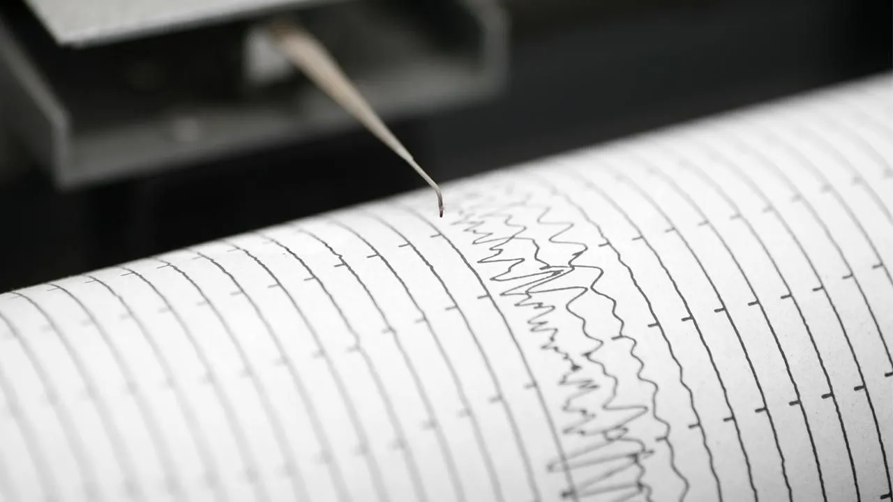 Ege'de peş peşe depremler! Prof. Dr. Naci Görür değerlendirdi: Deprem potansiyeli büyük bir zon...