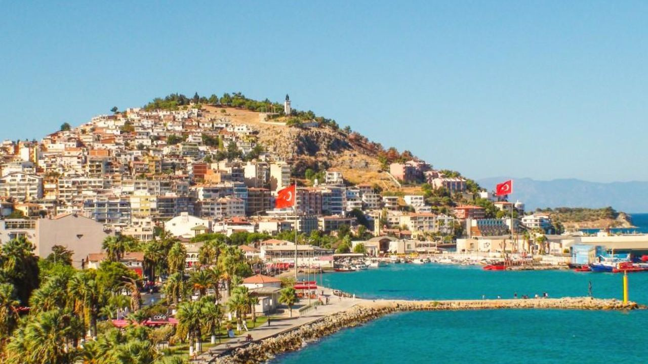 Emeklilerin gözde ilçesi haline geldi ; Yolu düşen arsa konut satın alıyor