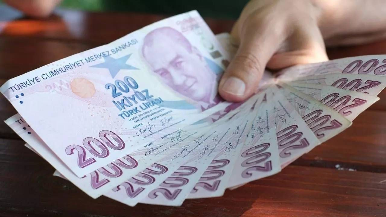 İhtiyaç kredisi faizlerinde düşüş: İşte 50 ve 100 bin TL’nin aylık ve toplam geri ödemesi