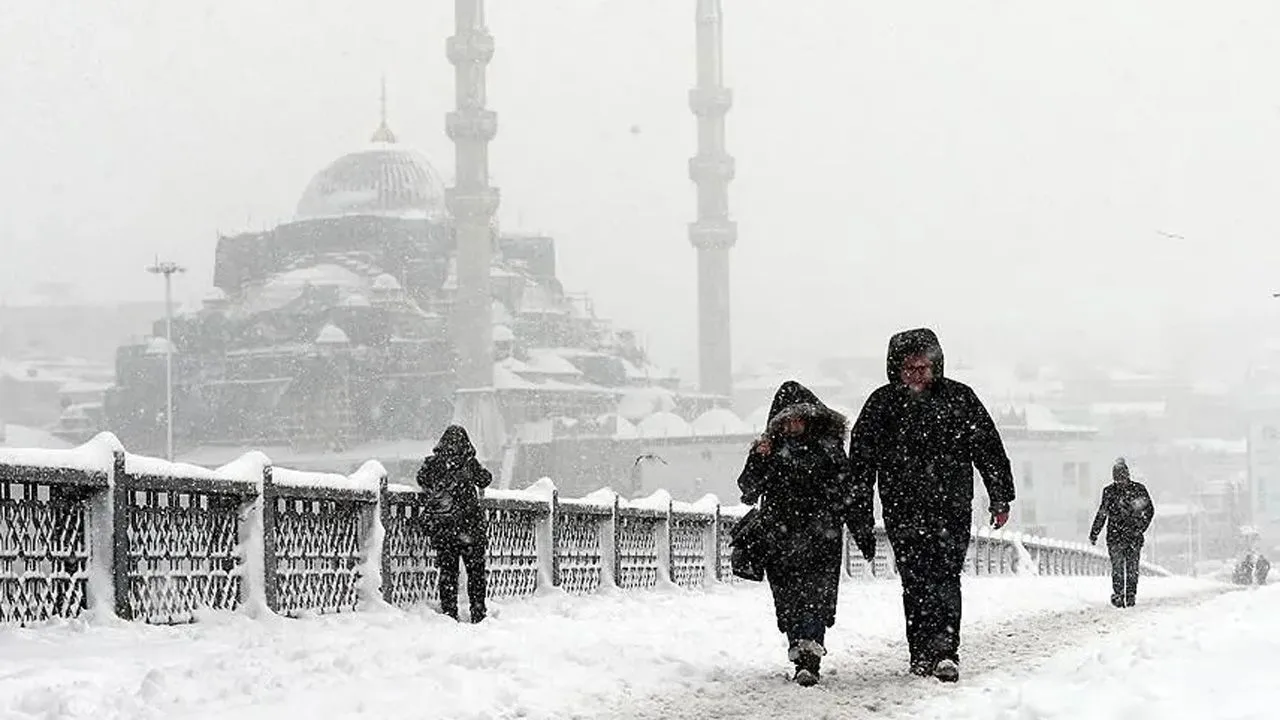 Kar İstanbul'u ne zaman terk edecek? Bugün yurt genelinde hava sıcaklıkları nasıl olacak?