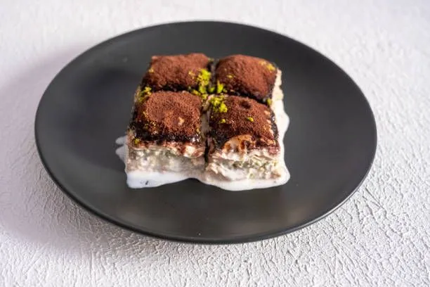 İftar sonrası hafif bir lezzet isteyenlere! Ustasından enfes soğuk baklava tarifi ve püf noktaları