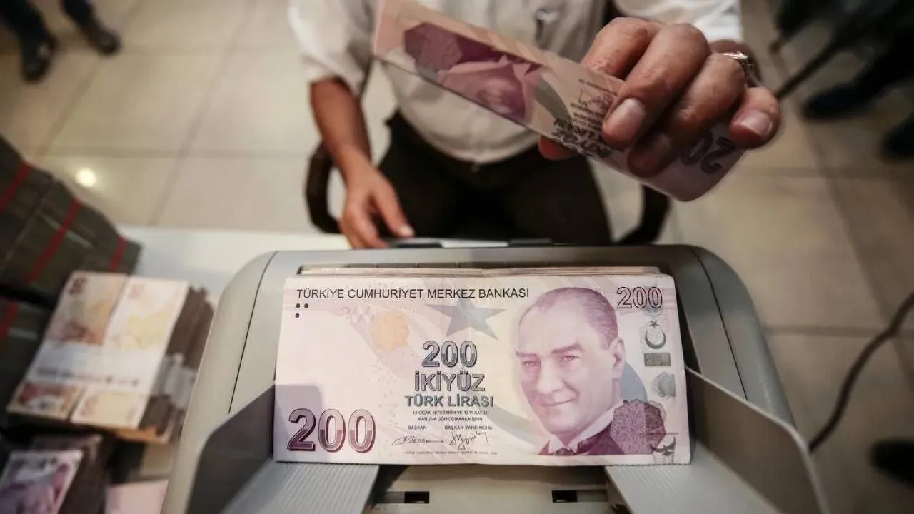 En yüksek mevduat faizini hangi banka veriyor? 250 bin TL'nin aylık faiz getirisi ne kadar?