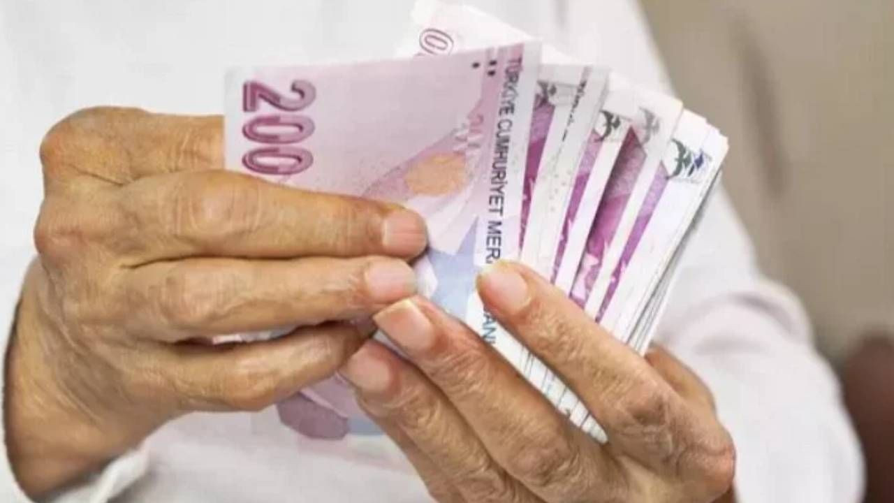 Emeklilerin bayram ikramiyesi zammı TBMM'de: Fark ne zaman hesaplara yatacak?