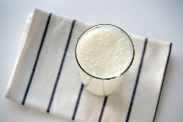 Laktozsuz süt gerçekten sindirim dostu mu, yoksa bir pazarlama harikası mı?