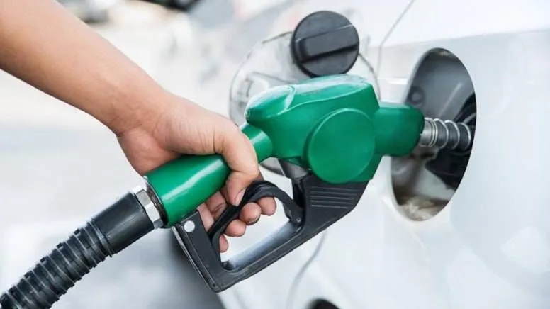 Benzin ve motorinde zam ya da indirim var mı? İşte 5 Nisan 2025 güncel akaryakıt fiyatları