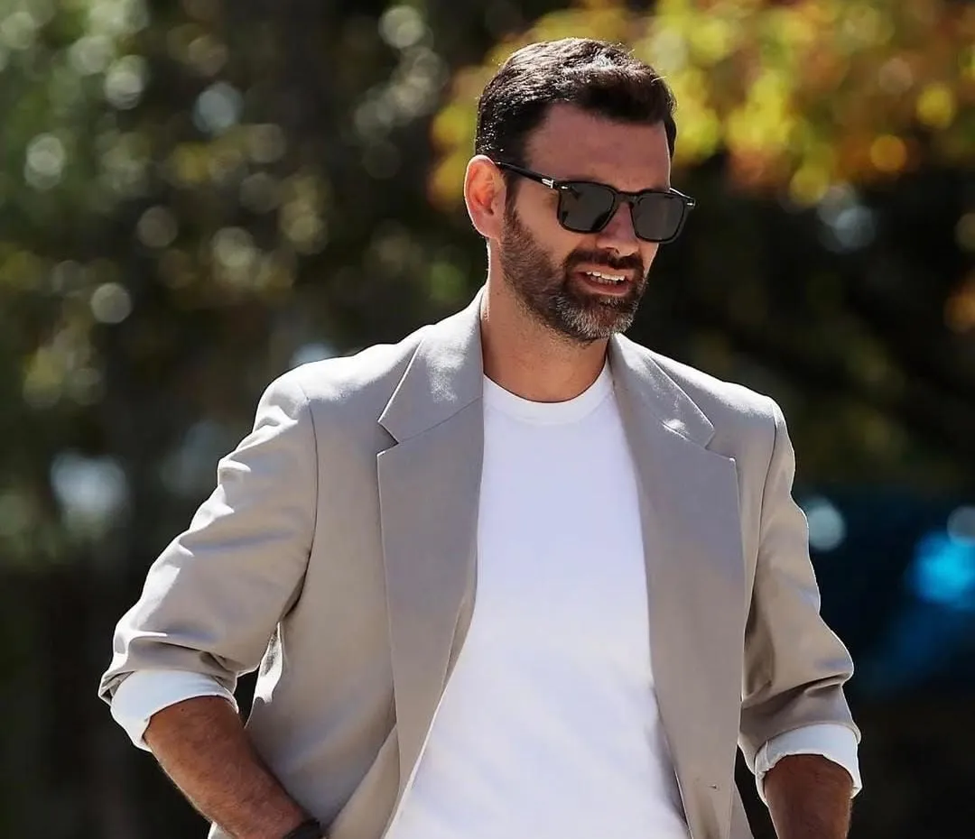 Hudutsuz Sevda dizisinin kadrosuna Murat Danacı dahil oldu! Murat Danacı kimdir?