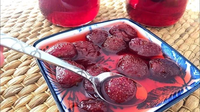 Bütün reçellerde işe yarıyor – Reçel birkaç damlasıyla bile tam kıvam alıyor.