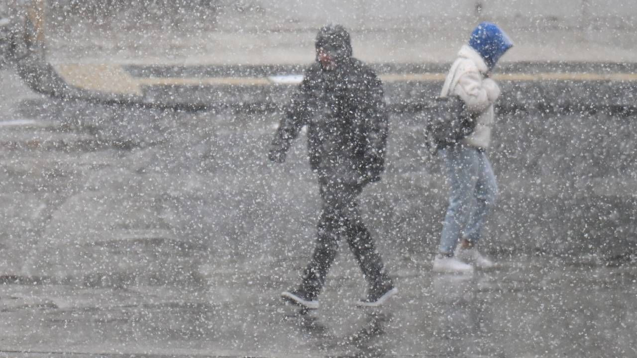 Hangi bölgelerde kar yağacak? Meteoroloji'den 5 kente sarı kodlu alarm