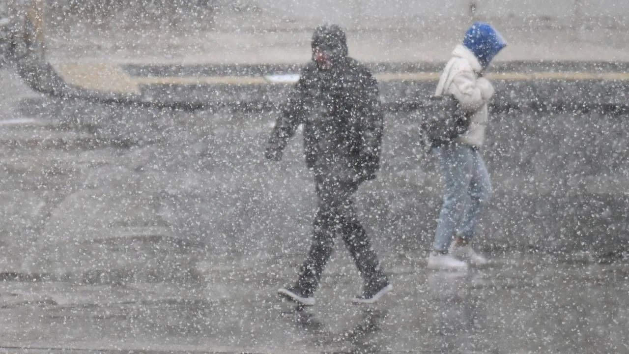 Hangi bölgelerde kar yağacak? Meteoroloji'den 5 kente sarı kodlu alarm