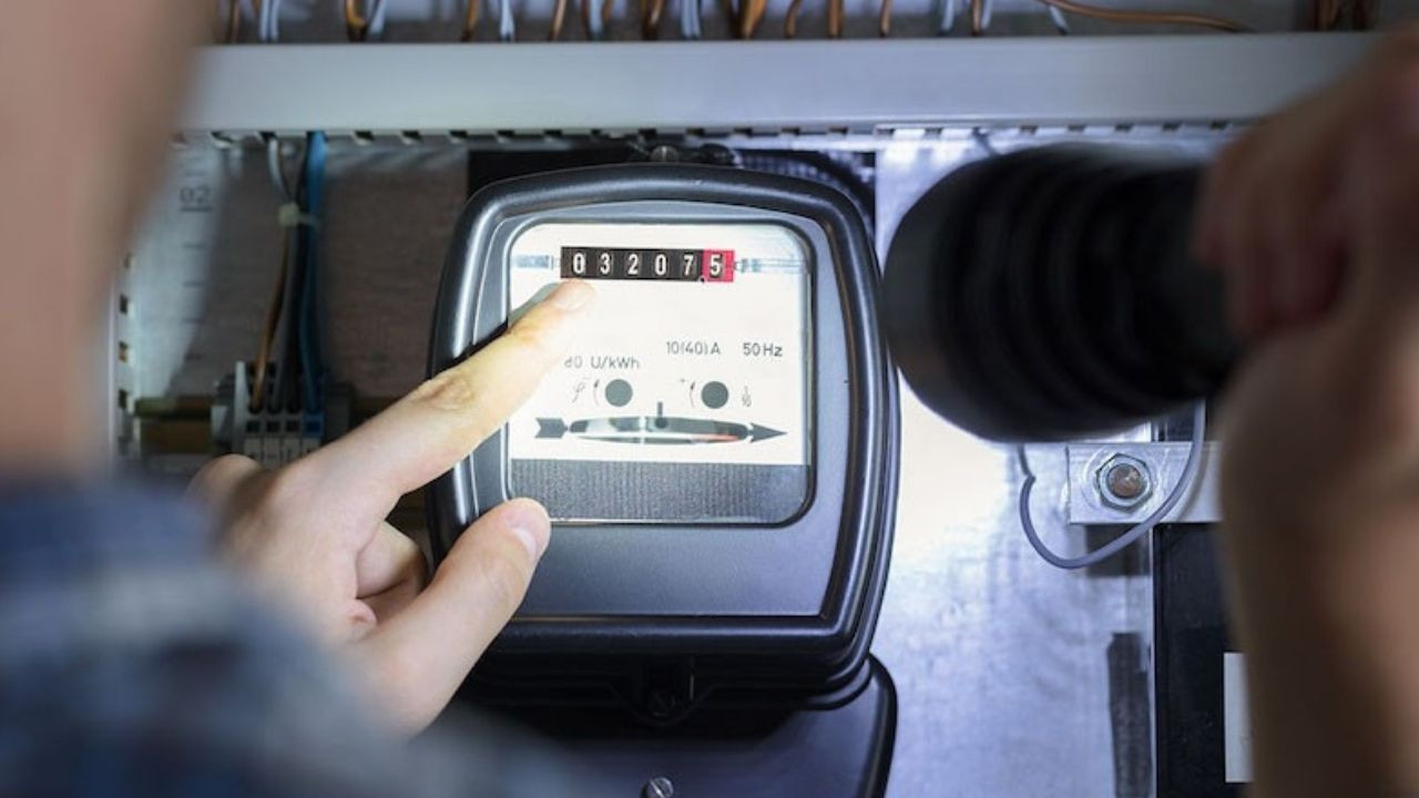 Elektrikte kayıp-kaçakla mücadelede yeni dönem! Tespit edene ödül var