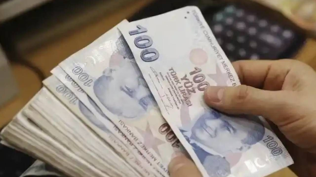 1 milyon 500 bin TL'nin aylık faiz getirisi ne kadar? En yüksek faiz oranını hangi banka veriyor?