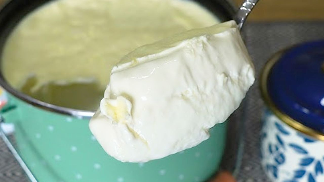 Yoğurdu taş gibi mayalama yöntemi ; Eskiler iyi bilir*  Ne yoğurt, ne peynir suyu ne de ayran.