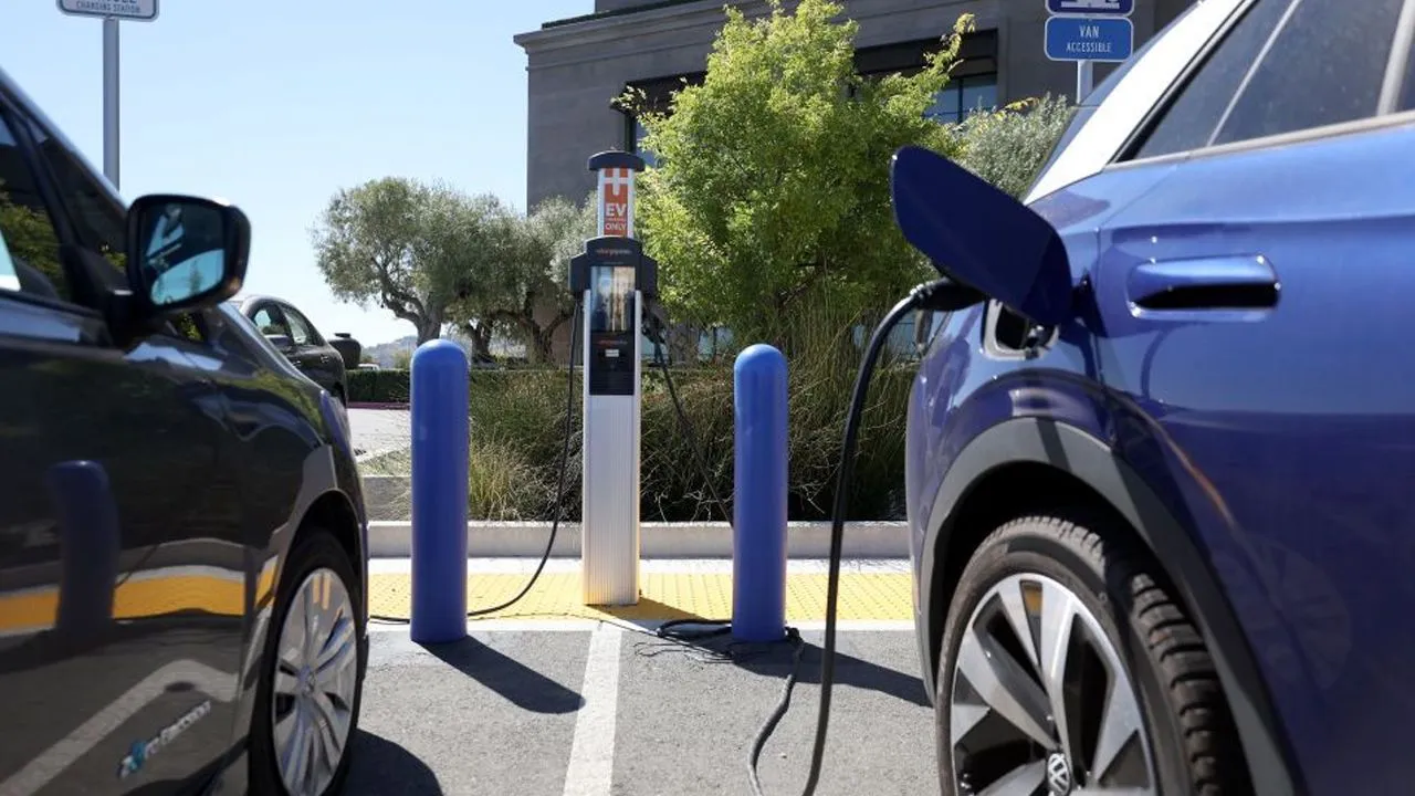 Ankara’dan İzmir’e 5 dakika şarjla götürebilecek! Elektrikli otomobillere çağ atlatacak teknoloji