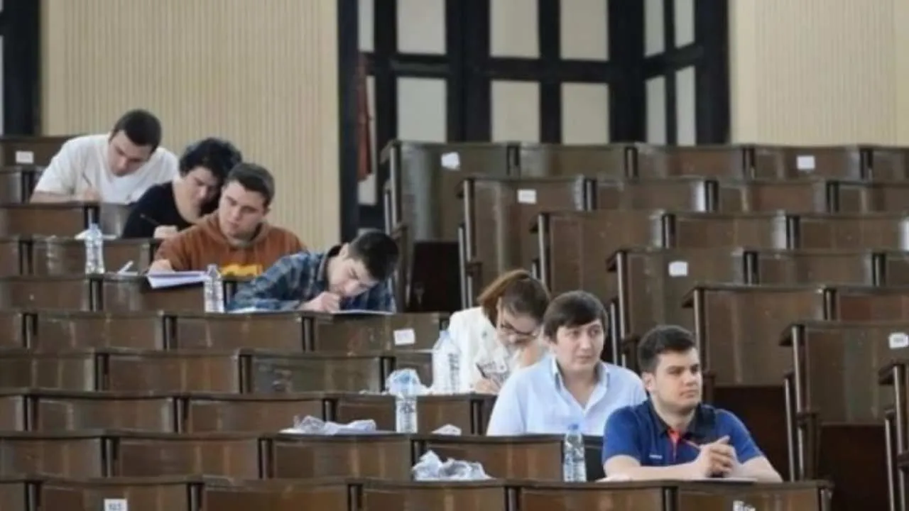 Türkiye'deki en güçlü 30 üniversite diploması açıklandı: Mezuniyet günü iş buluyorlar