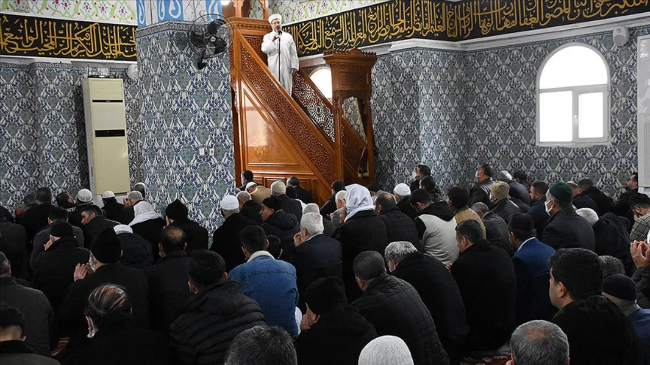 25 Nisan 2025 Cuma hutbesi konusu yayımlandı ‘‘Alın Teri Mukaddestir”