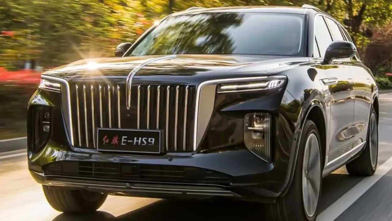 Uygun fiyata alınabilecek lüks otomobiller ; Binekten SUV’a liste zenginleşiyor