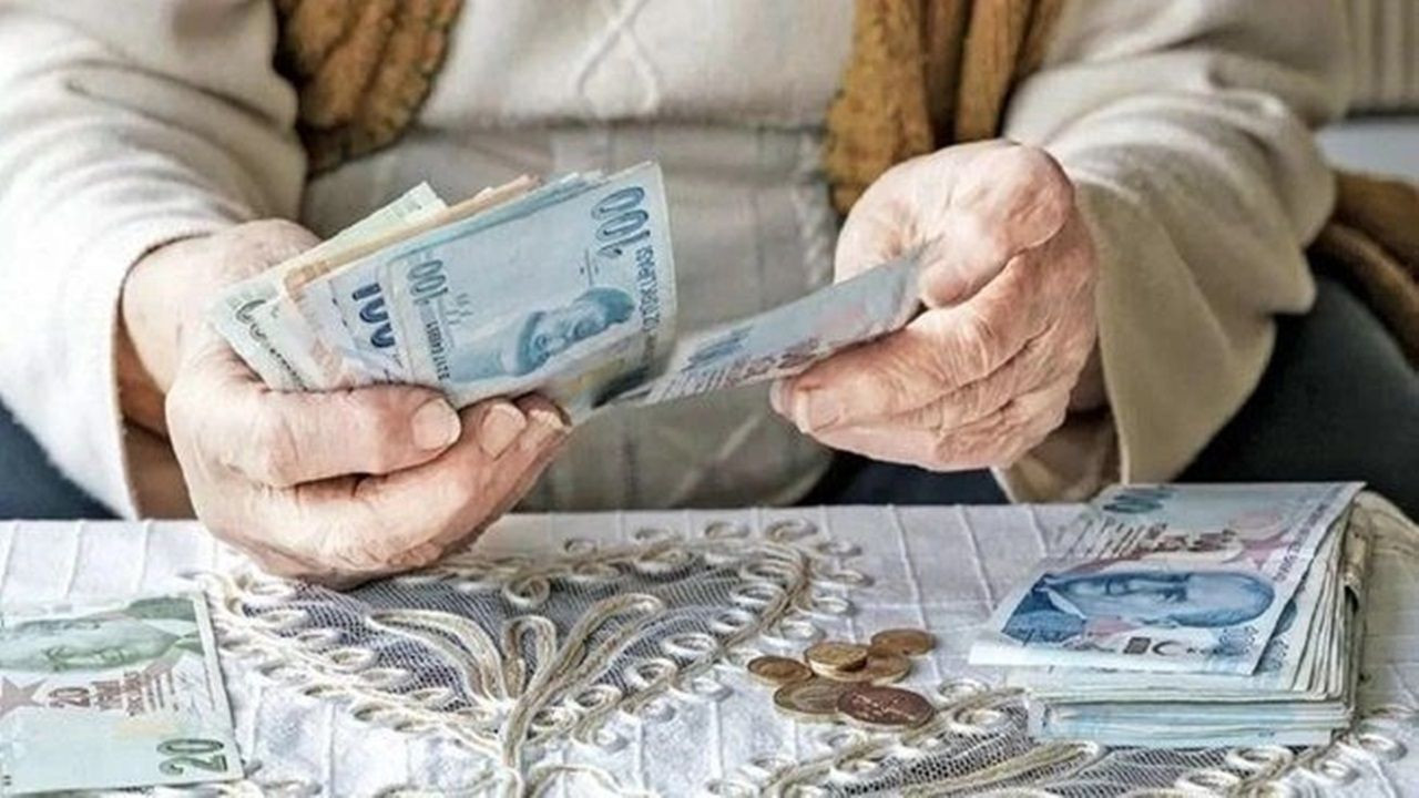 Emekli banka promosyon kampanyaları Nisan 2025: En yüksek promosyon ödemesi yapan banka hangisi?