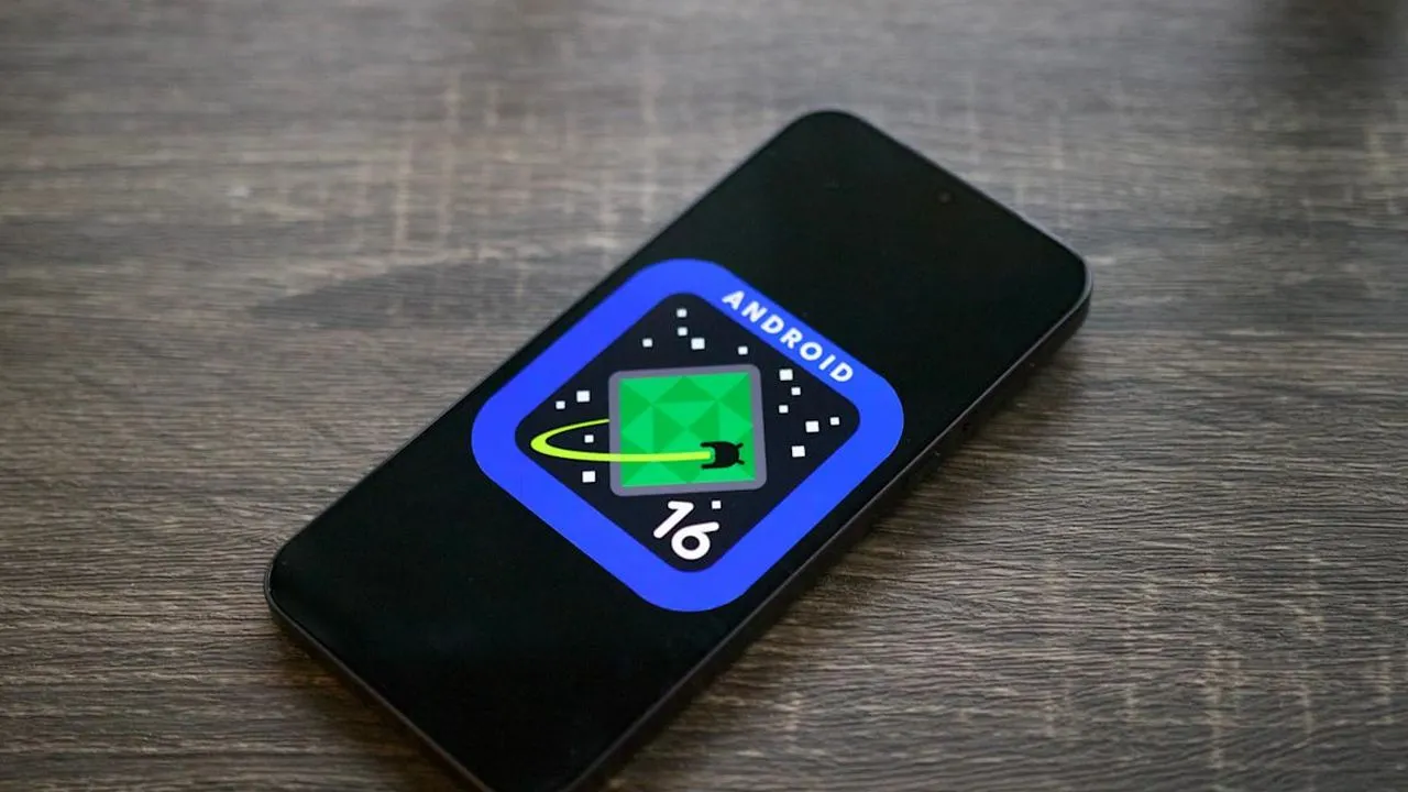 Google’ın yeni güncellemesi Android telefonları bilgisayara dönüştürecek- Gizli özellik sızdırıldı