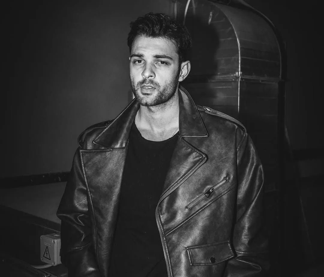 Leyla dizisinin kadrosuna Berk Bakioğlu dahil oldu! Berk Bakioğlu kimdir?