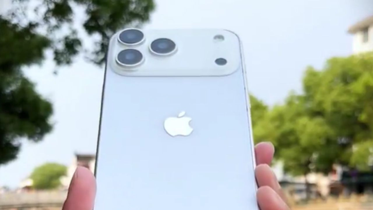 iPhone 17 Pro ve iPhone 17 Pro Max en net haliyle karşınızda! Kameradaki detay gözlerden kaçmadı.