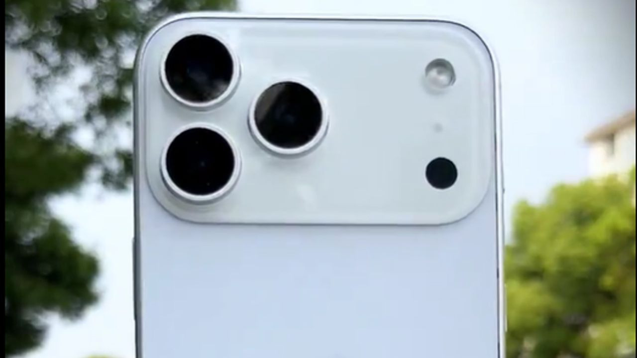 iPhone 17 Pro ve iPhone 17 Pro Max en net haliyle karşınızda! Kameradaki detay gözlerden kaçmadı.