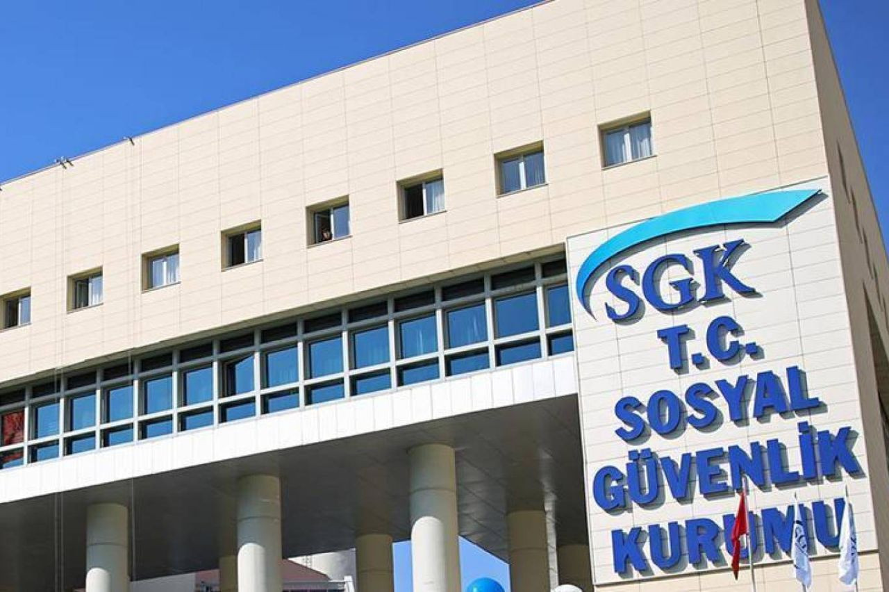 Emekli olacaklar ilk buna baktı! E-Devlet'e girenler neleri aradı? Hangi hizmetler ilk sırada?