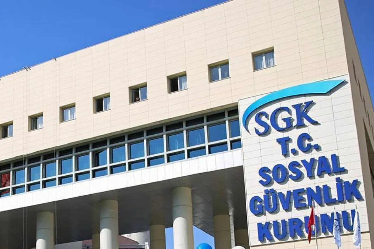 Emekli olacaklar ilk buna baktı! E-Devlet'e girenler neleri aradı? Hangi hizmetler ilk sırada?
