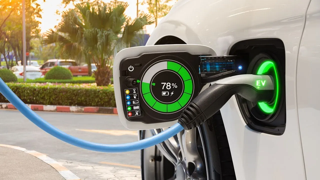 2025’te satın alınabilecek en iyi elektrikli otomobiller. Uzmanlar test etti, işte en iyileri